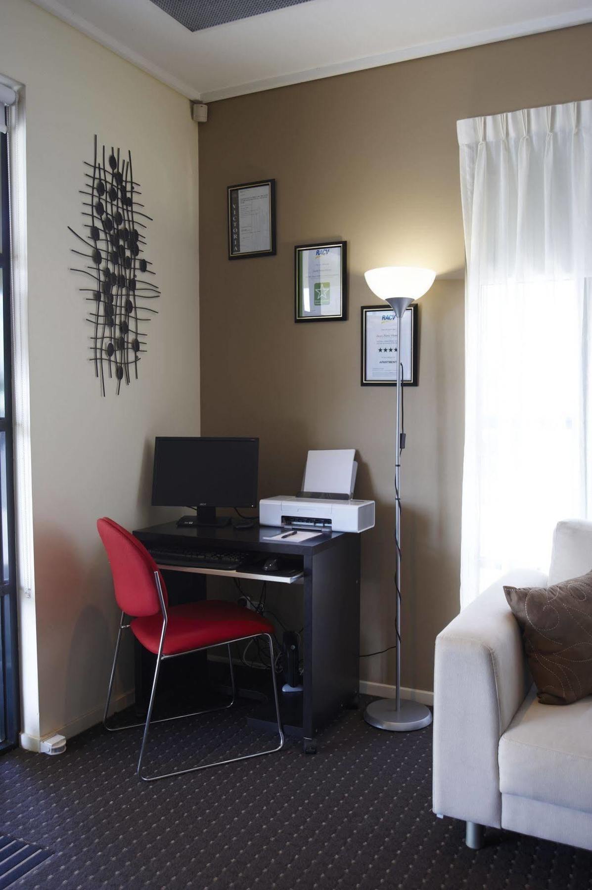 Quest Narre Warren Aparthotel Exterior foto
